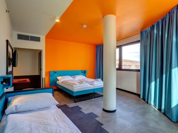 MEININGER Budapest Great Market Hall : photo 1 de la chambre chambre triple