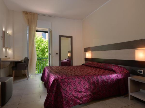 Hotel Siena : photo 8 de la chambre chambre double ou lits jumeaux