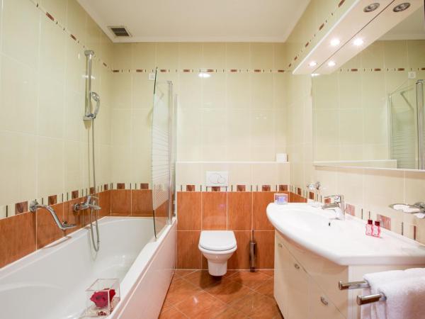 Hotel Galeb : photo 1 de la chambre chambre double supérieure - vue sur mer