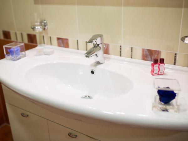 Hotel Galeb : photo 4 de la chambre chambre double avec balcon