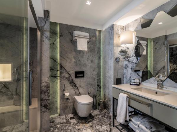 Galata Times Hotel : photo 3 de la chambre suite deluxe avec lit king-size