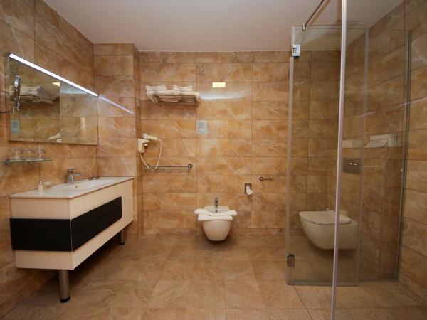 Hotel Villa Radin : photo 6 de la chambre chambre double de luxe avec balcon - vue sur mer