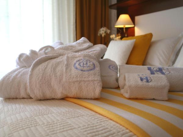 Hotel Corallo : photo 7 de la chambre chambre double ou lits jumeaux supérieure - vue sur mer