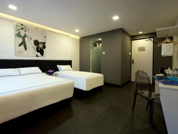 Venue Hotel : photo 1 de la chambre chambre triple (3 adultes)