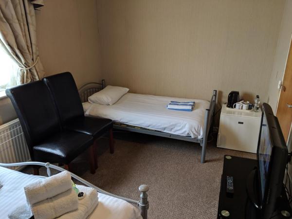 The New Guilderoy Hotel : photo 5 de la chambre chambre familiale (2 adultes + 1 enfant)