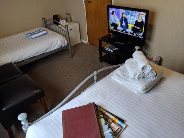 The New Guilderoy Hotel : photo 3 de la chambre chambre familiale (2 adultes + 1 enfant)