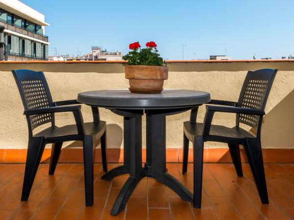 Hotel Roger de Llúria : photo 4 de la chambre chambre double classique avec terrasse privée