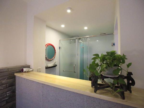 Xi'an Travelling with Hotel South Gate : photo 8 de la chambre chambre double deluxe avec balcon
