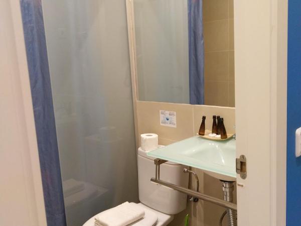 Hostal Mendoza : photo 6 de la chambre chambre double standard