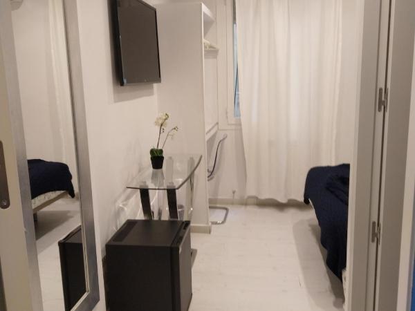 Hostal Mendoza : photo 7 de la chambre chambre double standard