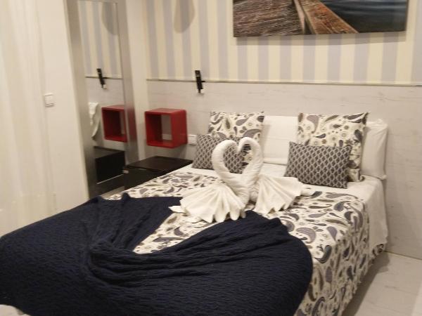 Hostal Mendoza : photo 5 de la chambre chambre double standard