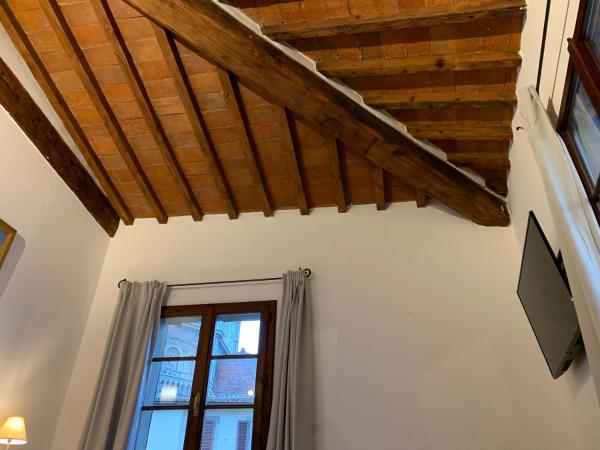 Domus Plaza : photo 10 de la chambre chambre double supérieure - vue sur ville