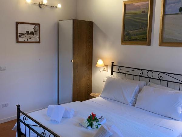 Domus Plaza : photo 2 de la chambre chambre double supérieure - vue sur ville