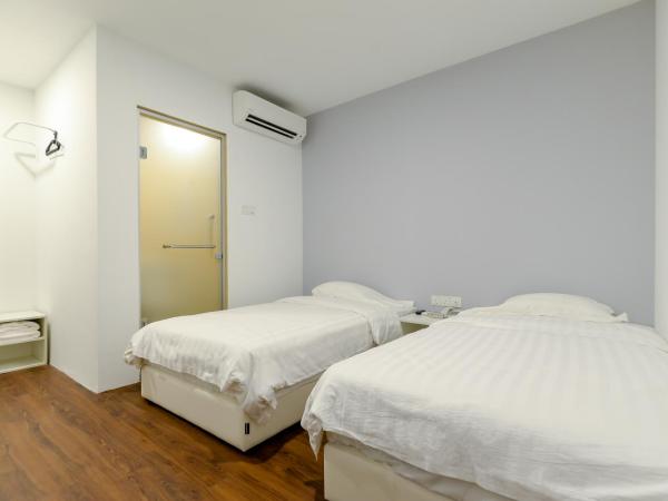 Fumah Hotel Kepong : photo 1 de la chambre chambre lits jumeaux standard