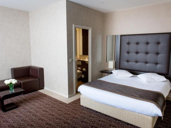 Hotel Chambord : photo 1 de la chambre chambre double affaires