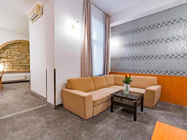 Budapest Griffin Guest House : photo 1 de la chambre chambre lit king-size supérieure