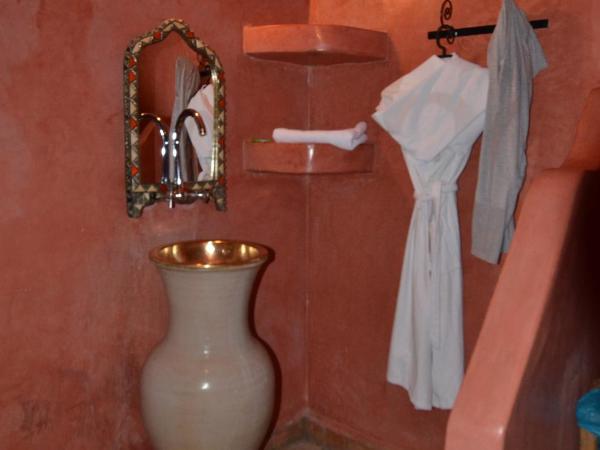 Riad Jamaï : photo 2 de la chambre chambre lits jumeaux classique