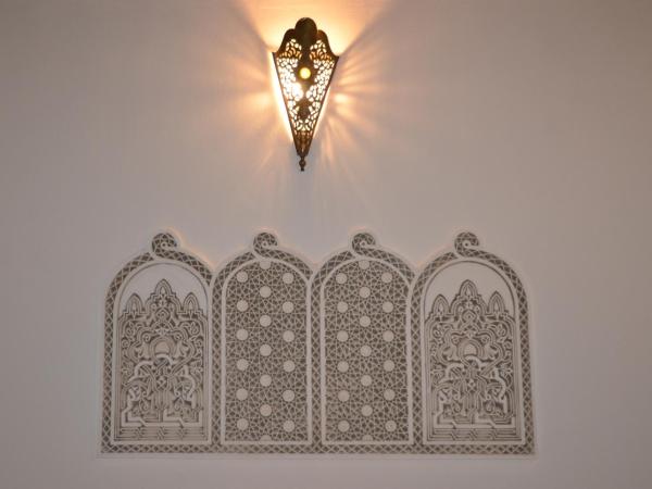 Riad Jamaï : photo 3 de la chambre chambre lits jumeaux anis