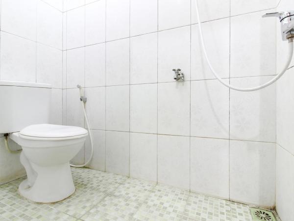 RedDoorz near Rumah Sakit Condong Catur : photo 6 de la chambre chambre double