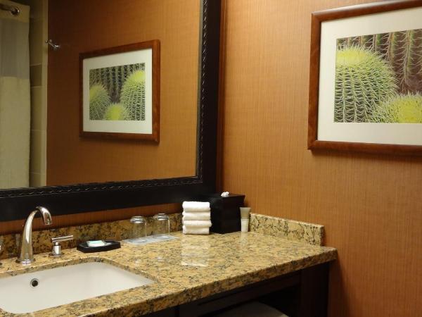 Hyatt Regency Phoenix : photo 9 de la chambre chambre d'angle lit king-size