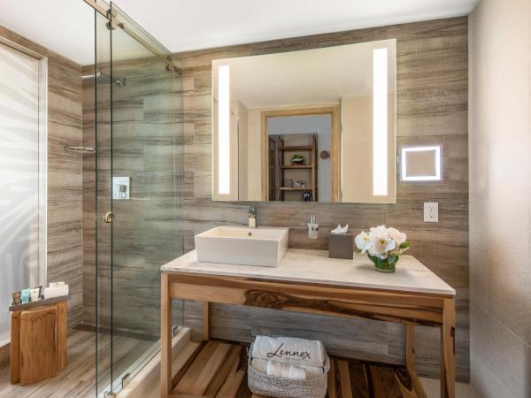 Lennox Miami Beach : photo 4 de la chambre chambre double ou lits jumeaux - vue sur piscine