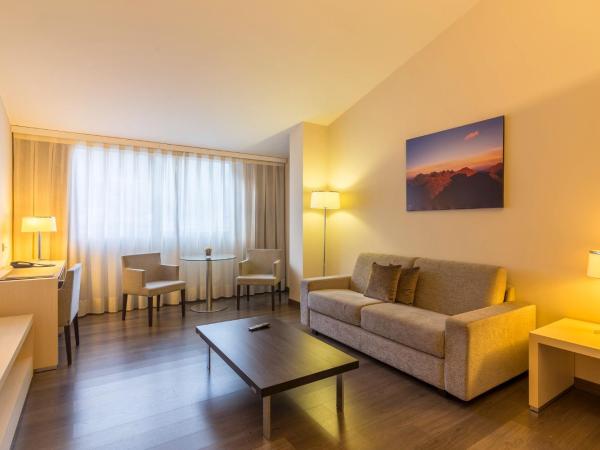 Yomo Mola Park : photo 10 de la chambre suite junior