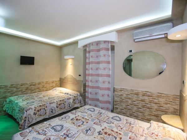 Pensione Enea : photo 5 de la chambre chambre quadruple