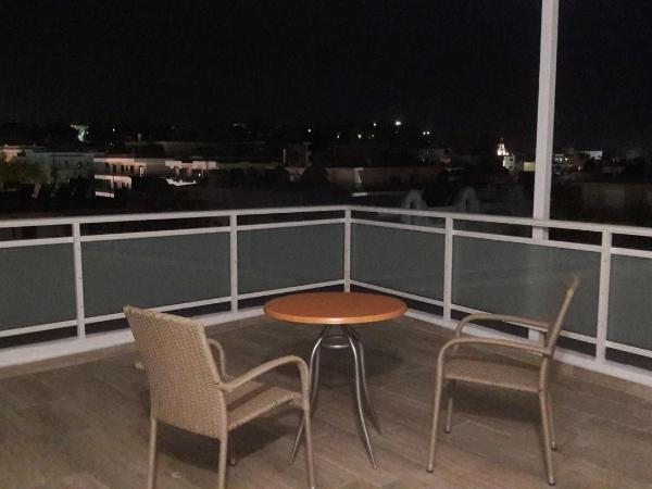 International Hotel : photo 6 de la chambre chambre double supérieure