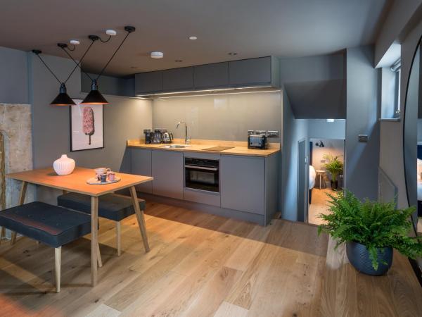 Hiding Space - Trim Street Apartments : photo 5 de la chambre appartement 1 chambre