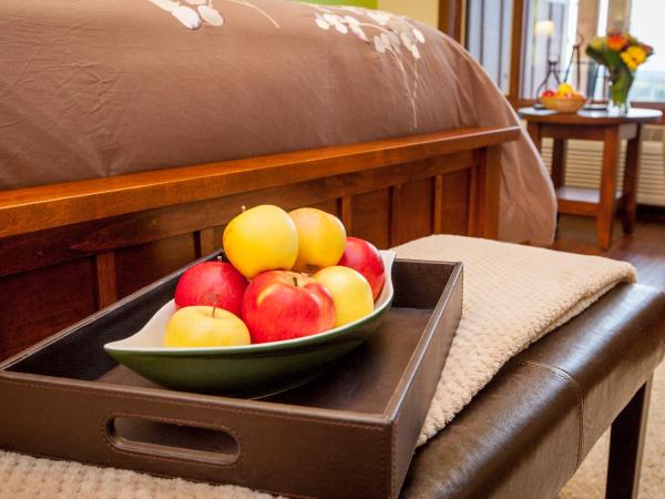 Hillcrest Farm Market B&B : photo 6 de la chambre chambre double deluxe avec balcon