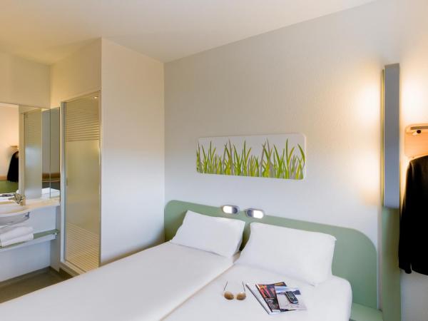 ibis budget Alicante : photo 6 de la chambre chambre lits jumeaux