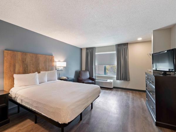 Extended Stay America Suites - Charlotte - University Place : photo 6 de la chambre studio avec 1 lit queen-size - accessible aux personnes à mobilité réduite - non-fumeurs