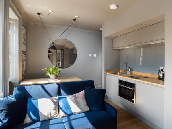 Hiding Space - Trim Street Apartments : photo 5 de la chambre studio standard - Étage supérieur