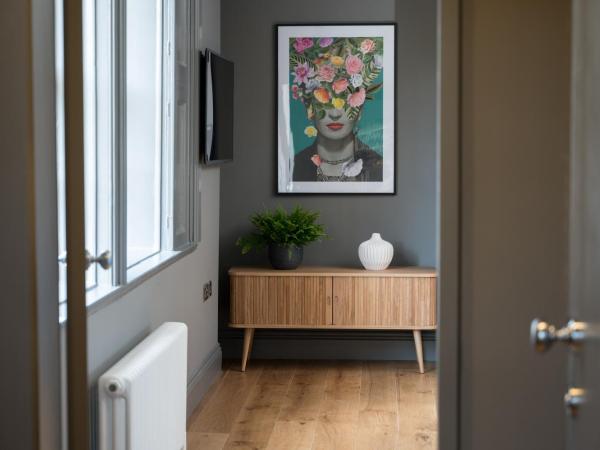 Hiding Space - Trim Street Apartments : photo 1 de la chambre studio de luxe - Étage supérieur