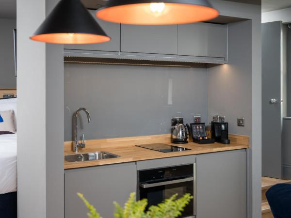 Hiding Space - Trim Street Apartments : photo 6 de la chambre studio supérieur