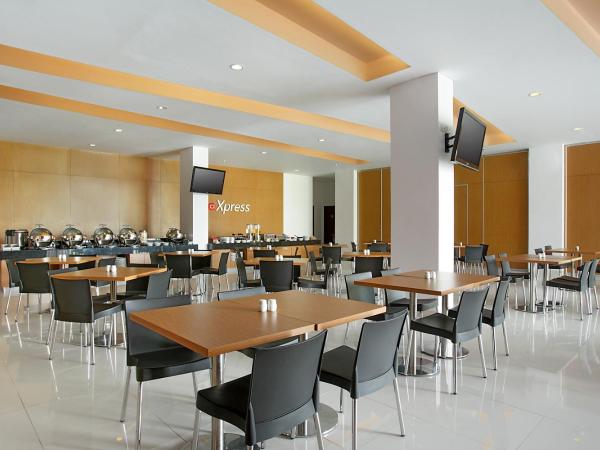 Amaris Hotel Embong Malang - Surabaya : photo 6 de la chambre chambre lit queen-size Élégante