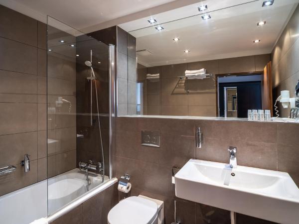 EA Embassy Prague Hotel : photo 5 de la chambre chambre double ou lits jumeaux