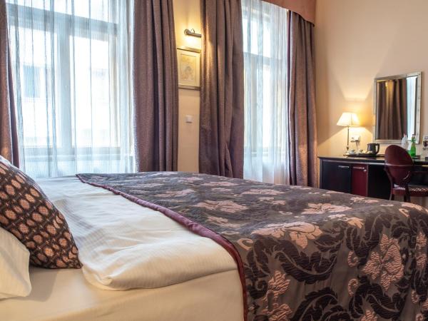 EA Embassy Prague Hotel : photo 6 de la chambre suite junior