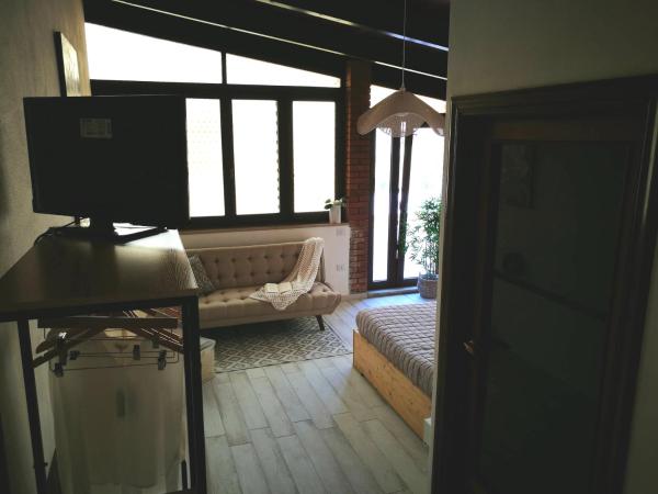 Amelia Apts & Rooms : photo 8 de la chambre appartement avec terrasse