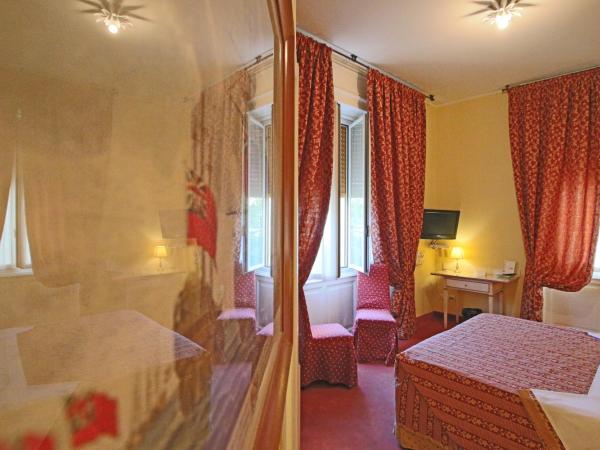 Il Giardino Di Albaro : photo 1 de la chambre chambre double ou lits jumeaux standard