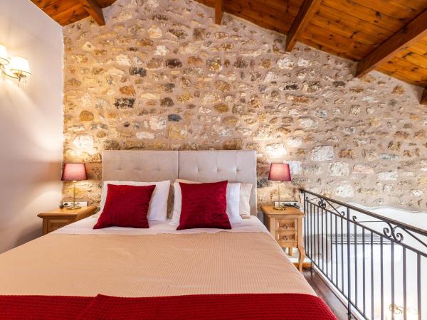 Phaedra Suites : photo 4 de la chambre suite triple avec balcon