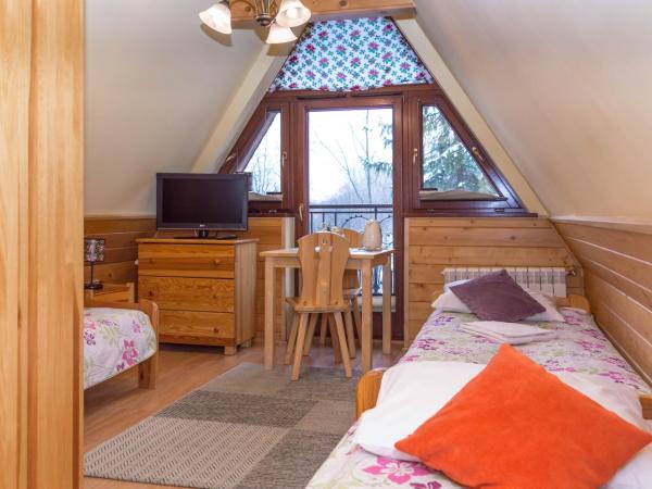 Pensjonat Jastrzębia Turnia : photo 9 de la chambre chambre triple standard