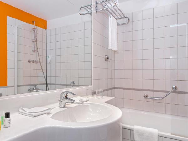 Wyndham Garden Duesseldorf City Centre Koenigsallee : photo 2 de la chambre chambre double ou lits jumeaux confort 