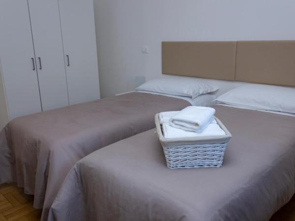 Canton del Gallo : photo 3 de la chambre chambre double ou lits jumeaux avec salle de bains privative externe