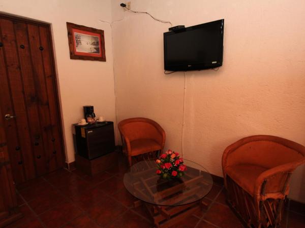 Parador Monte Carmelo : photo 2 de la chambre suite junior (2 adultes)