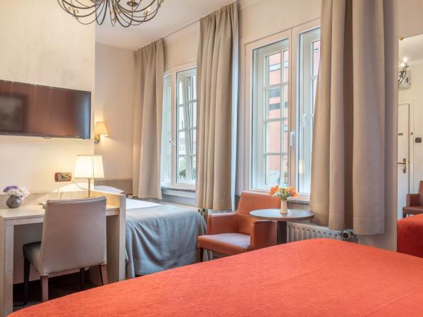 Hotel Albert I : photo 3 de la chambre chambre triple