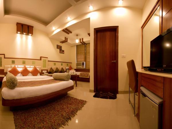 Hotel Aster Inn New Delhi : photo 9 de la chambre chambre triple confort avec douche