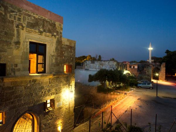 Mystic Hotel - Adults only : photo 3 de la chambre appartement de luxe helios - duplex