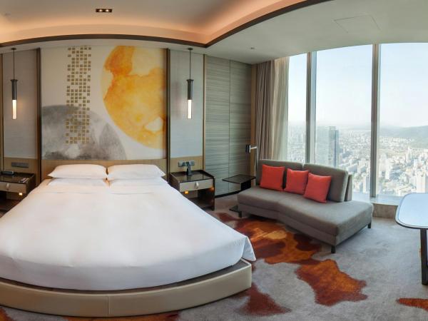 Hyatt Regency Wuxi : photo 1 de la chambre chambre lit king-size avec vue