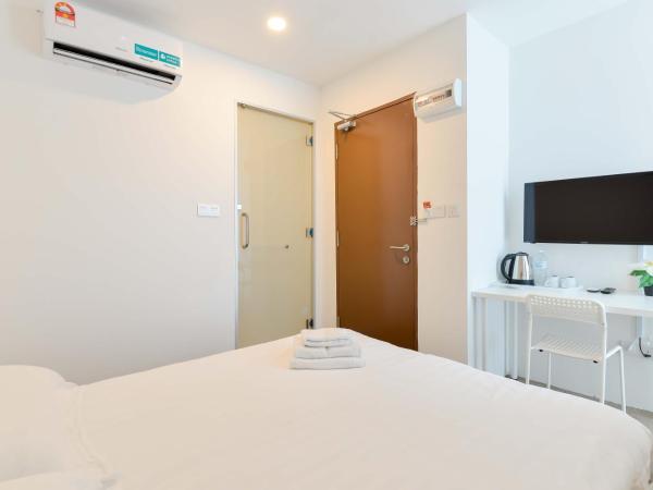 Fumah Hotel Jalan Kuching : photo 4 de la chambre chambre supérieure lit queen-size